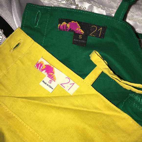 Green spaghetti strap v-neck tank top with empire tie back waist - Picture 8 of 8